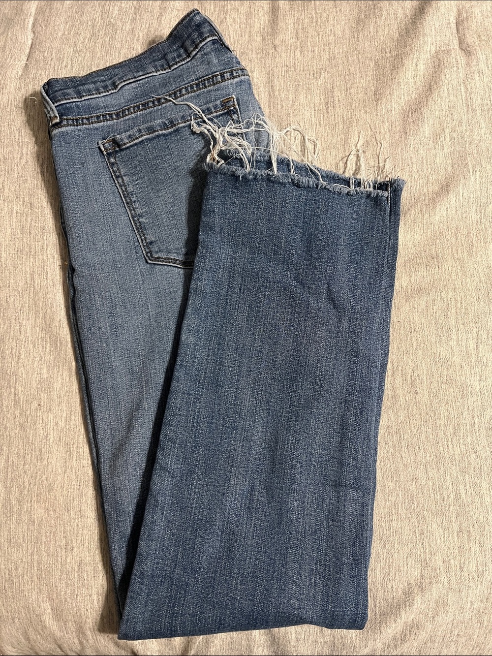 Banana Republic Gifriend Raw-Hem Straight Jeans